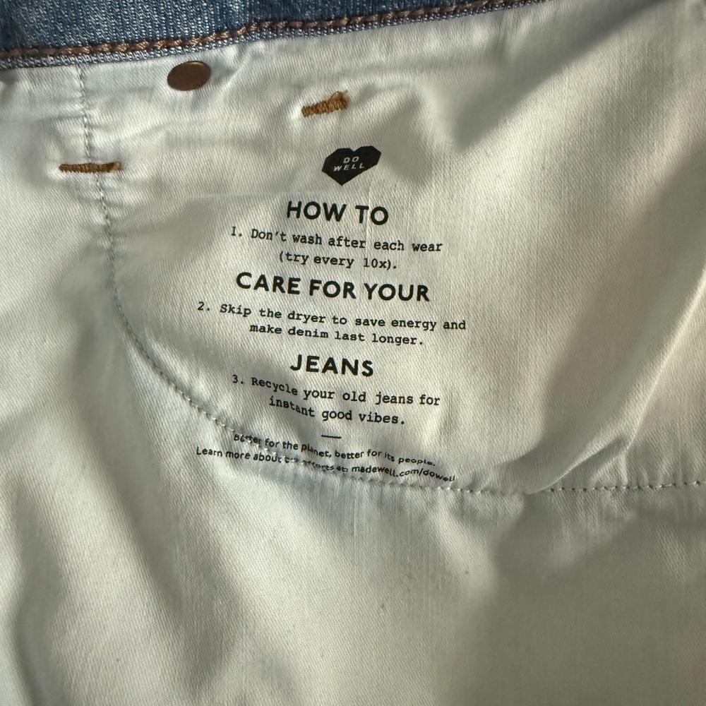 Madewell Classic Indigo Cropped Jeans - Picture 3 of 5